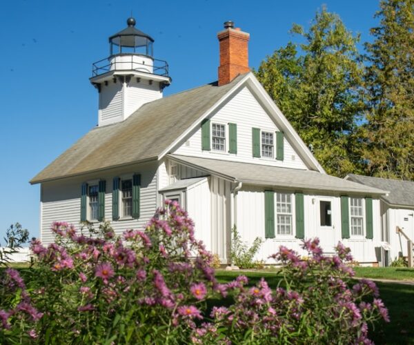 mission point lighthouse